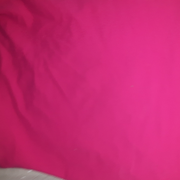 Pink lululemon tank - Picture 2 of 2